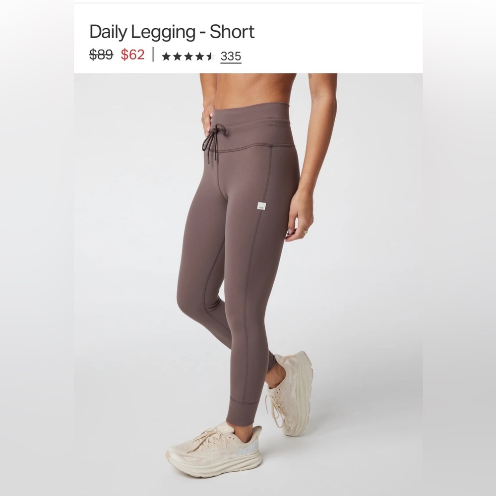 Vuori daily Leggings in the color chocolate